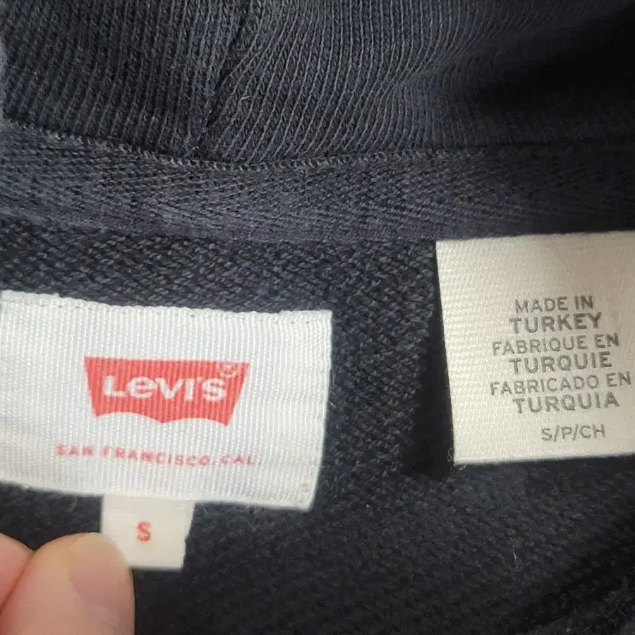 LEVIS 리바이스 내부쭈리 후드티