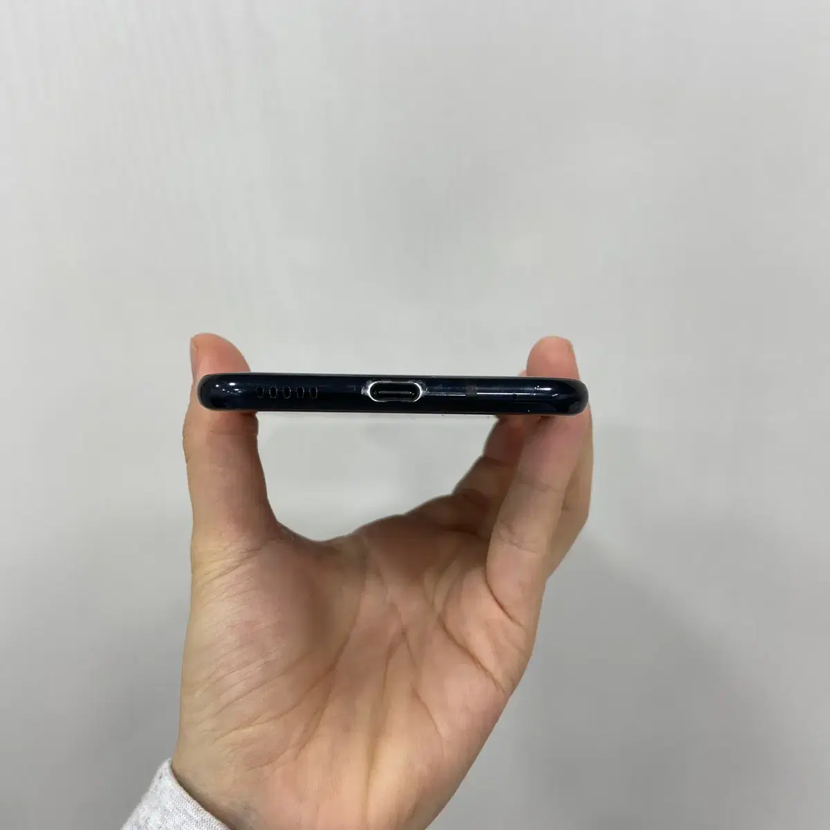 V30 블랙 64GB 부산 중고폰 팝니다 13843