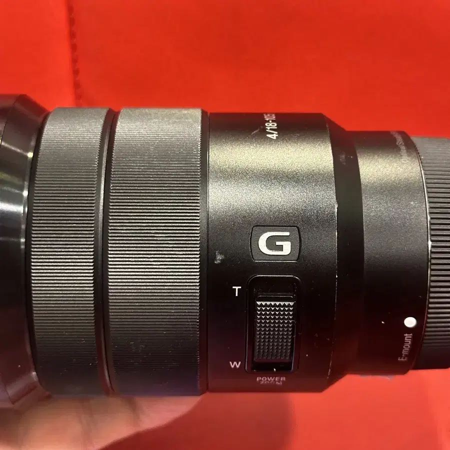 소니 G 18-105mm F4 렌즈 판매합니다.