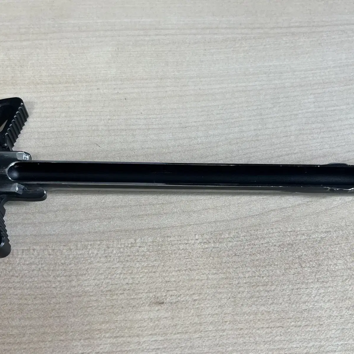 ghk m4용 bilateral charging handle 판매합니다.