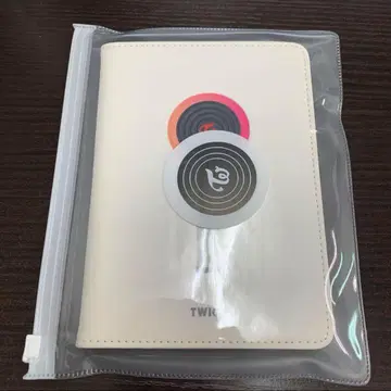 TWICE 여권 지갑