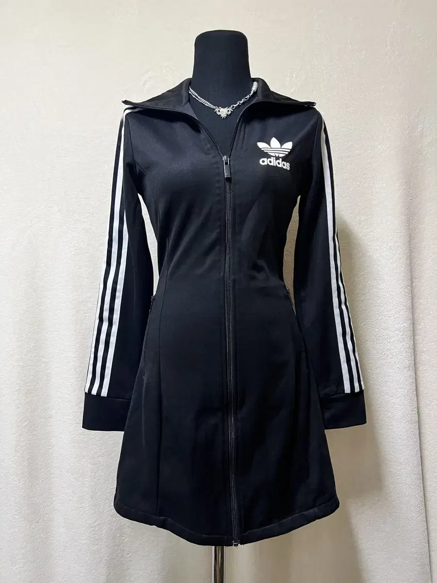 Adidas Black Europa Dress Sweatshirt Jersey 85 jennie sportyloaf Pinterest