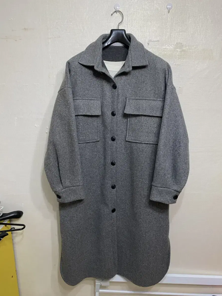 Nanning Gu shirtSouthern over-fit long coat