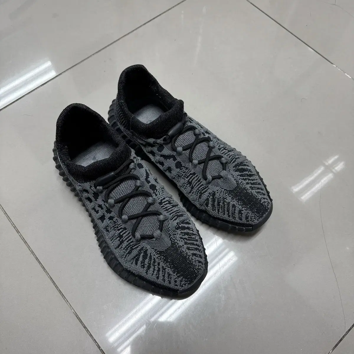 YZY 350V2 CMPCT Slate Onyx 280