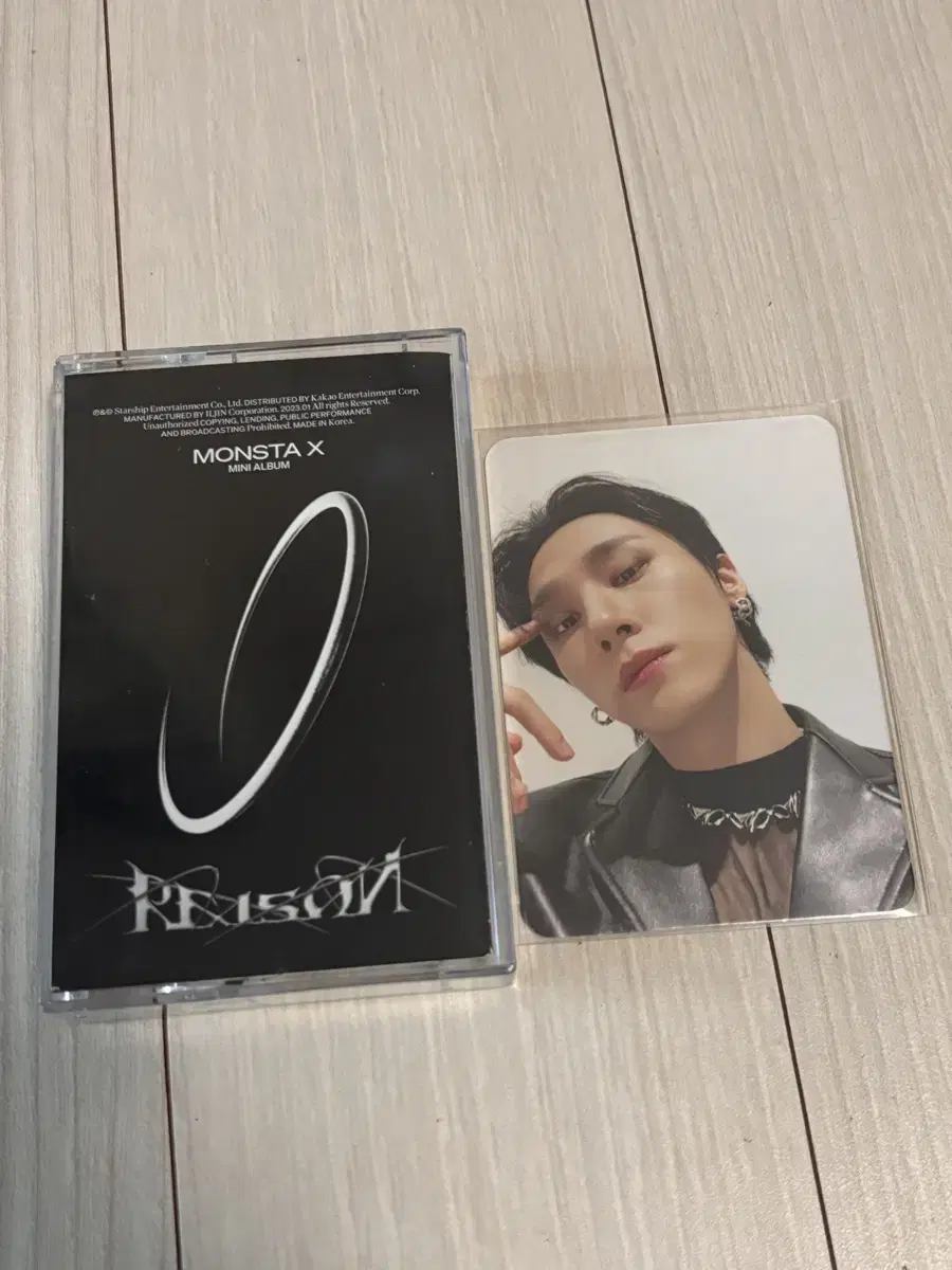 monsta x unsealed album risen cassette gonococcus photocard