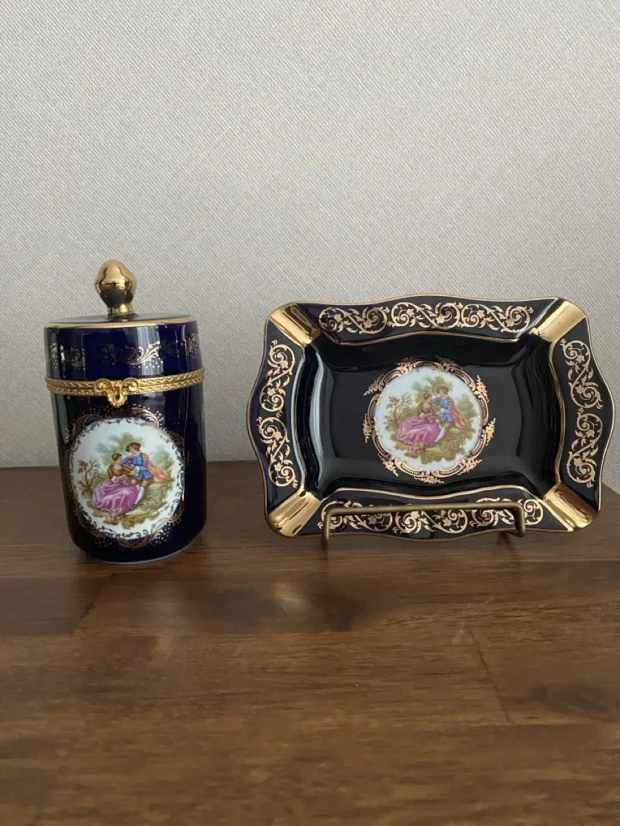 LIMOGES CASTEL FRANCE Trinket&Ashtray