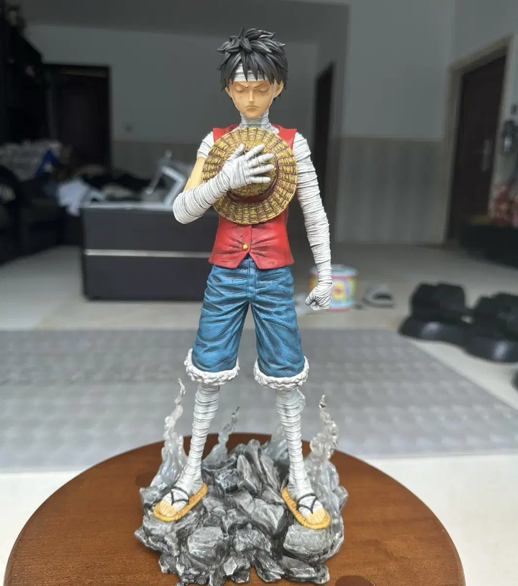 (Minor Damage)ONEPIECE LICKING DOG Luffy 3D2Y Resin Statue