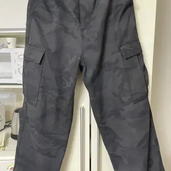 Ertr cargo pants black camo 2size 판매합니다