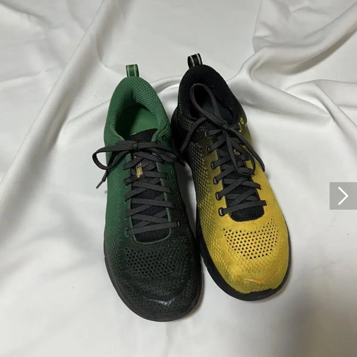 Engineered garments x Hoka 호카 엔가 후파나 폴카닷