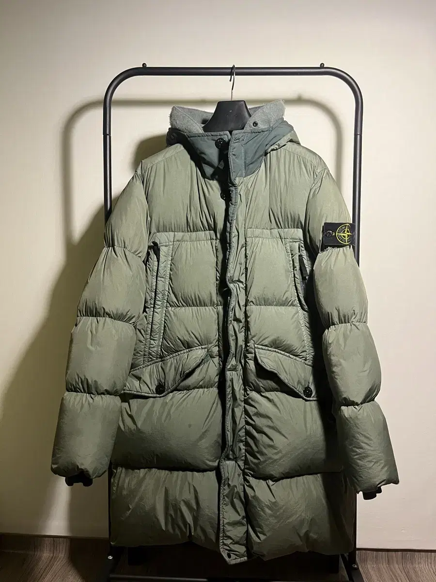 [20FW/M/Department Store] Stone Island Crinkle Wrap Long Padded Khaki