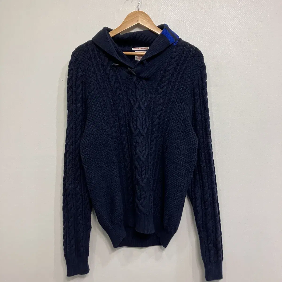 Brooks Brothers Cashmere Pretzel Knit M