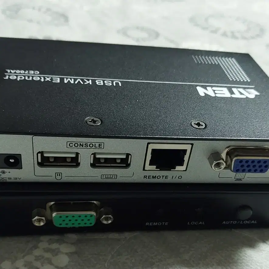 새상품새것ATEN CE700A USB VGA Cat 5 KVM 연장기