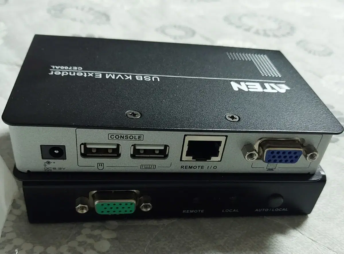 새상품새것ATEN CE700A USB VGA Cat 5 KVM 연장기