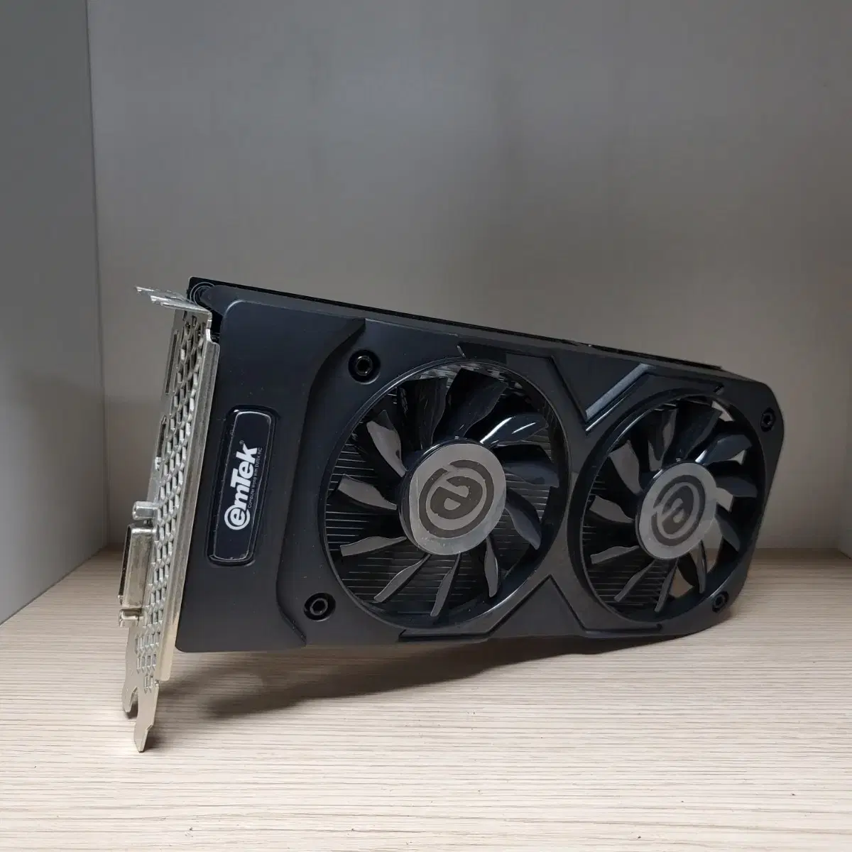 이엠텍 GTX1050Ti 4g 그래픽 카드