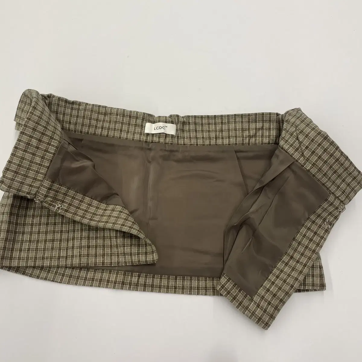 엘씨디씨 티엠 CHECKED LAYERED MINI SKIRT[1회착용]