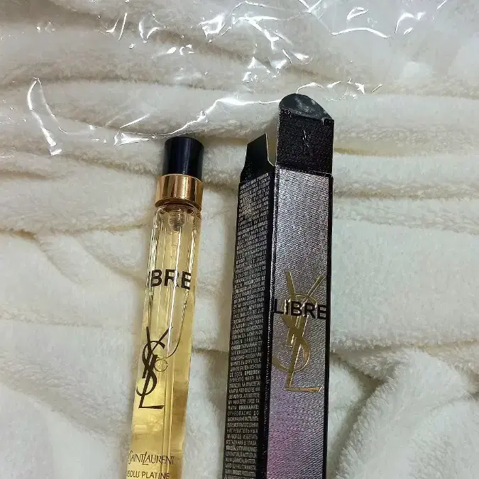 입생로랑 정품 향수 10ml  1개