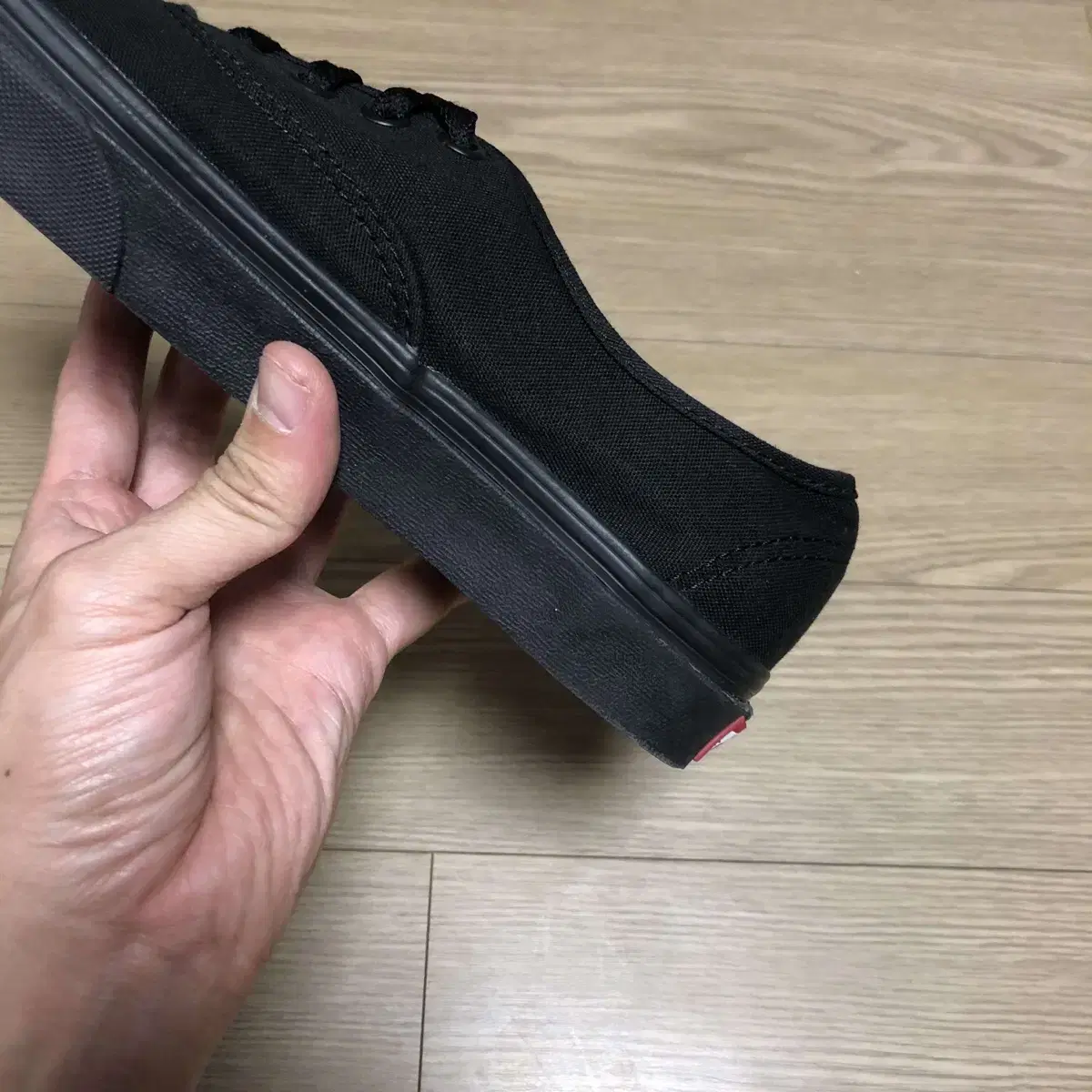 240) 반스 VANS 어센틱 올블랙 올검 트리플블랙 어센틱 240