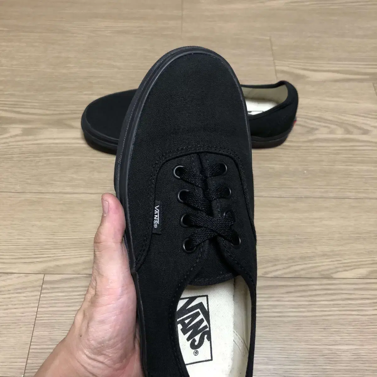 240) 반스 VANS 어센틱 올블랙 올검 트리플블랙 어센틱 240