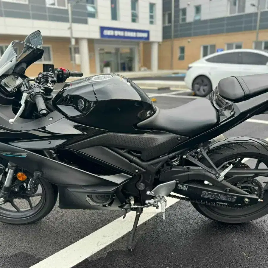 야마하 yzf r3 23년식 1인신조 판매합니다