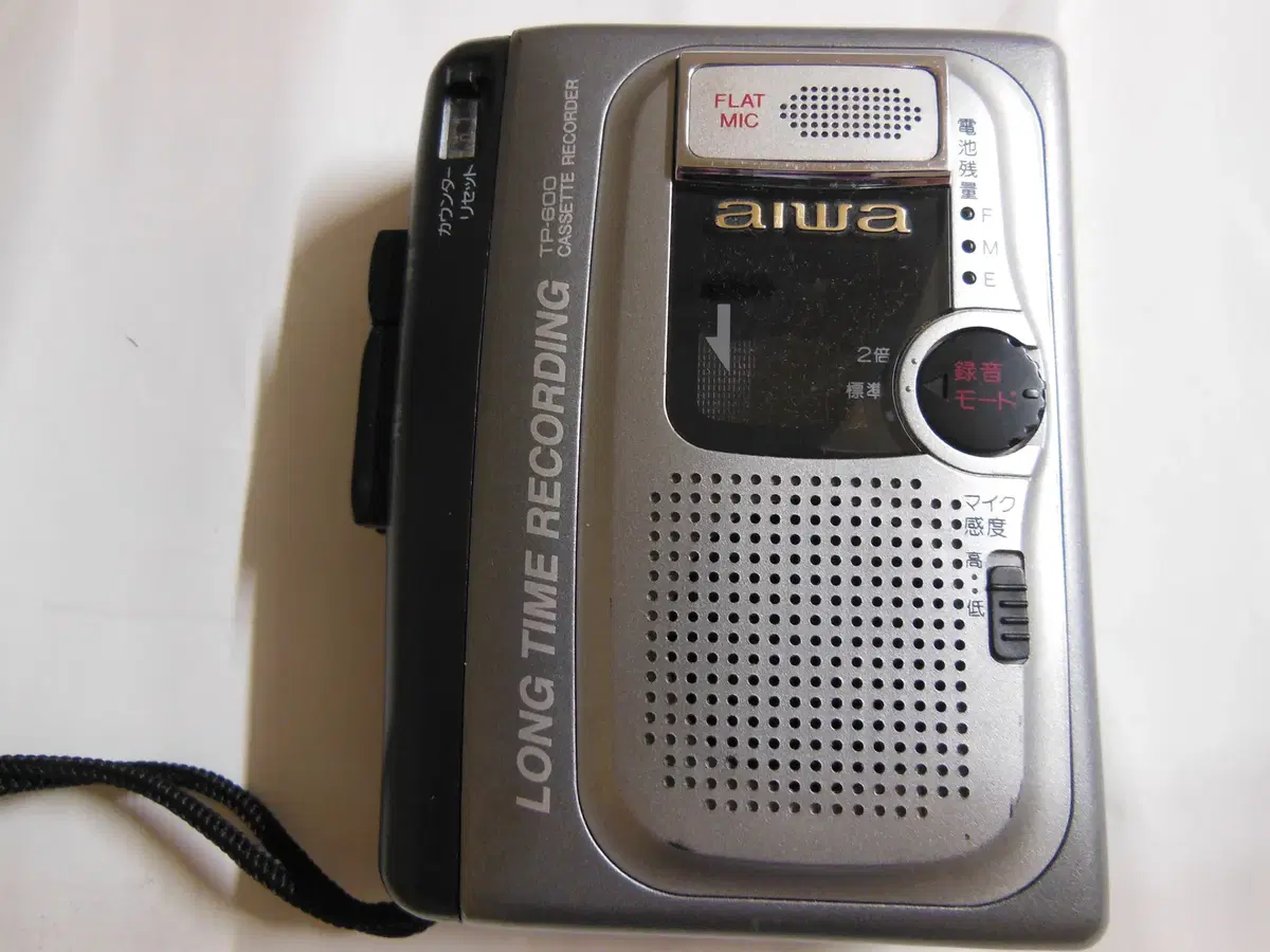 AIWA  TP-600  워크맨  작동품