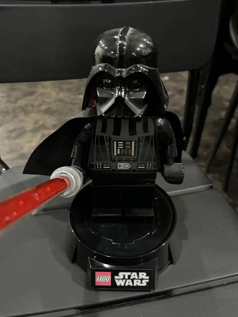 LEGO Darth Vader Star Wars LED Light Up Desk Lamp