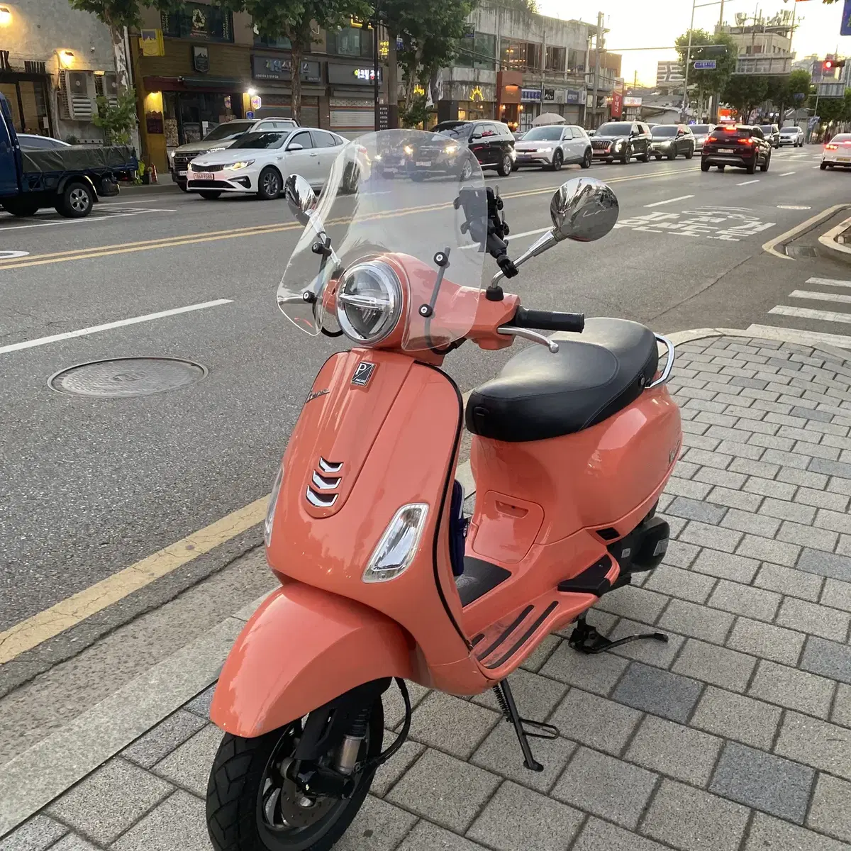 베스파 vespa lx 125 핑크 코랄 스쿠터 급판매