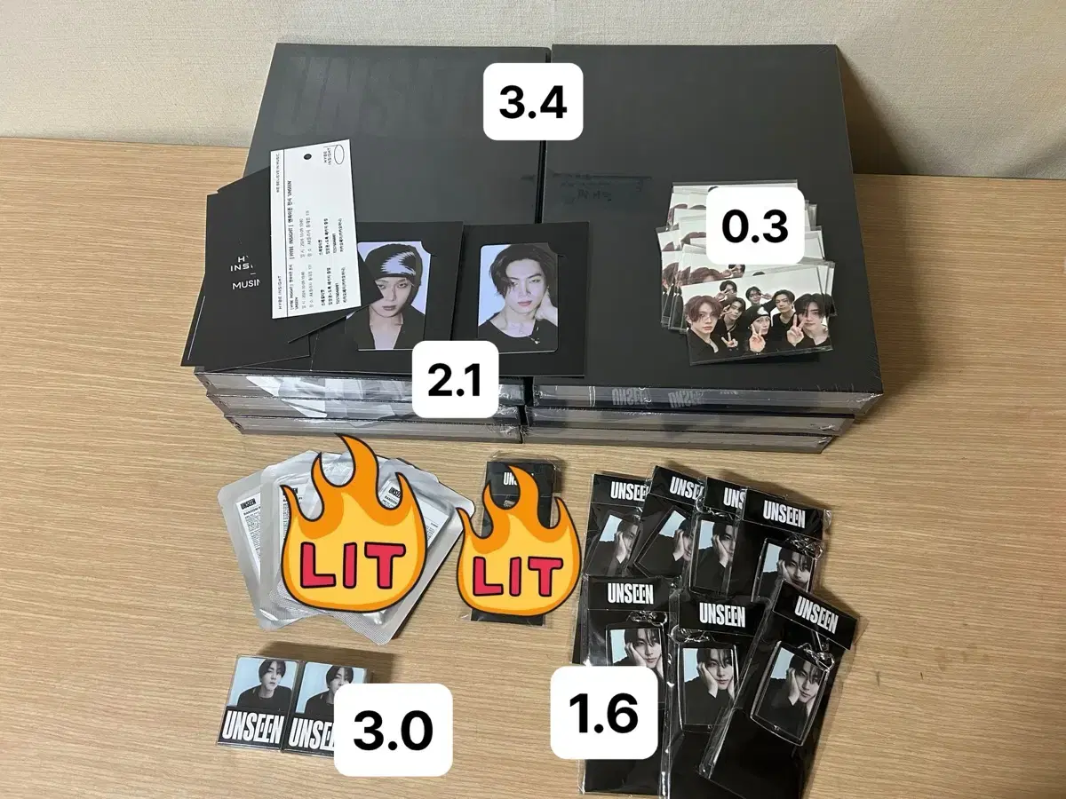 Enhypen Unseen Exhibition Admission Tickets Organizations photocard photocard holder Listings Catalog Magnets