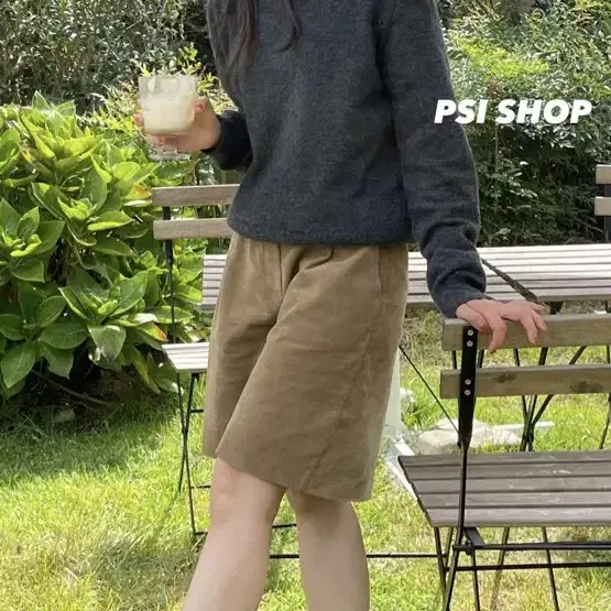 프샤이샵 psishop 코듀로이 반바지