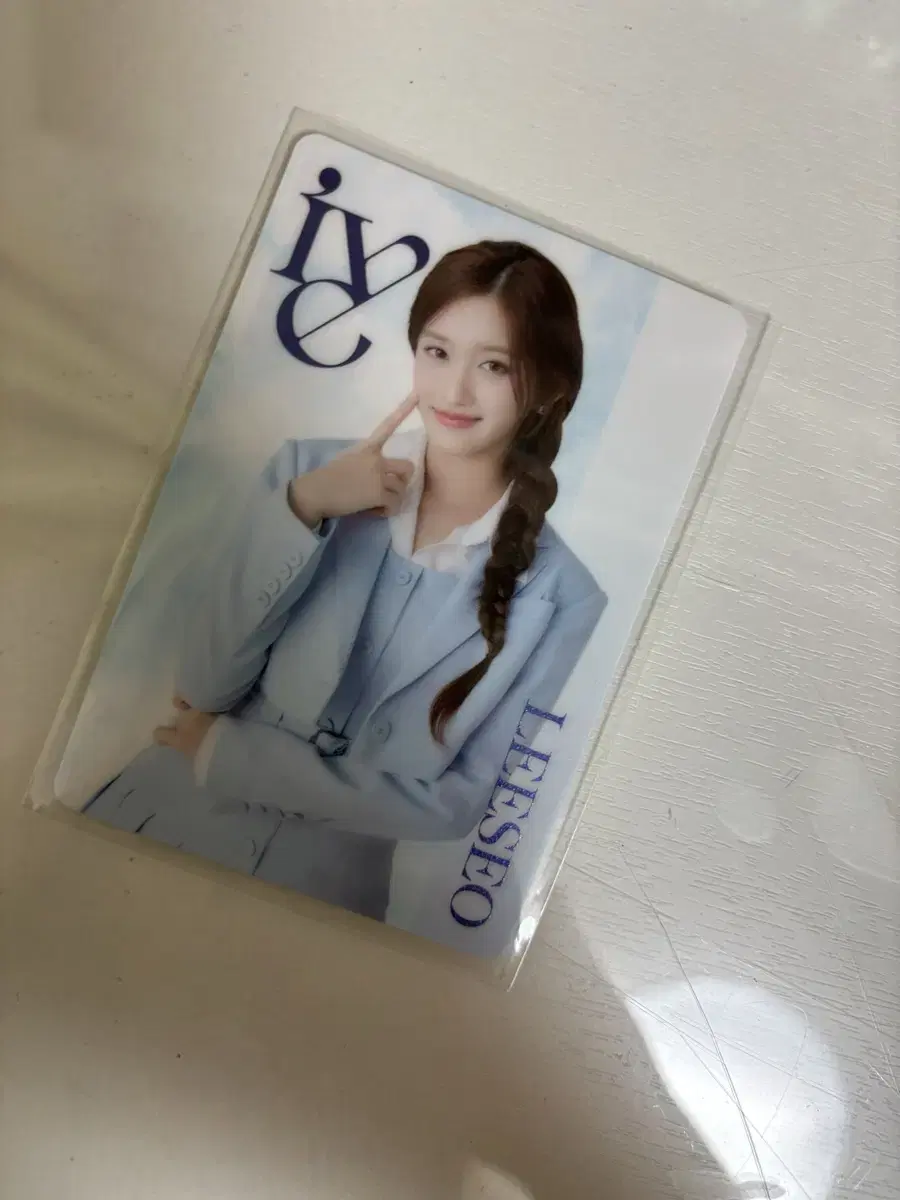 ive (leeseo) wehas photocards for sale