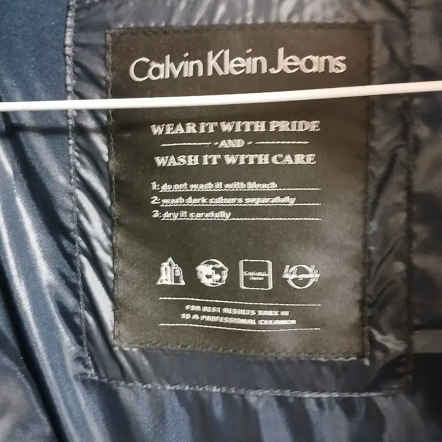 Calvin klein Jeans 덕다운 패딩 / 44,55추천