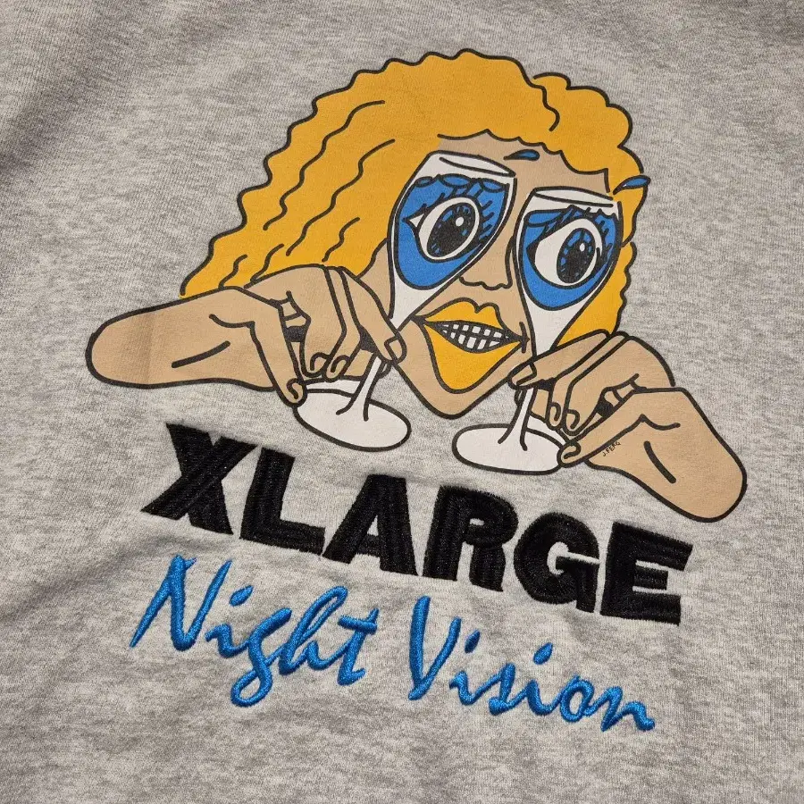 XL>X-LARGE NIGHT VISON 후드 스웻