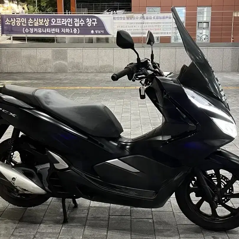 pcx125 멧블랙 출퇴근사용 슈퍼커브대차또는 판매합니다