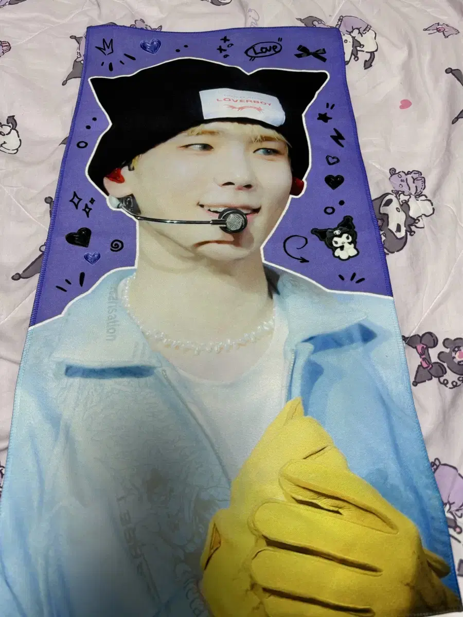 Shinee key kim kibum Kuromi slogan sells