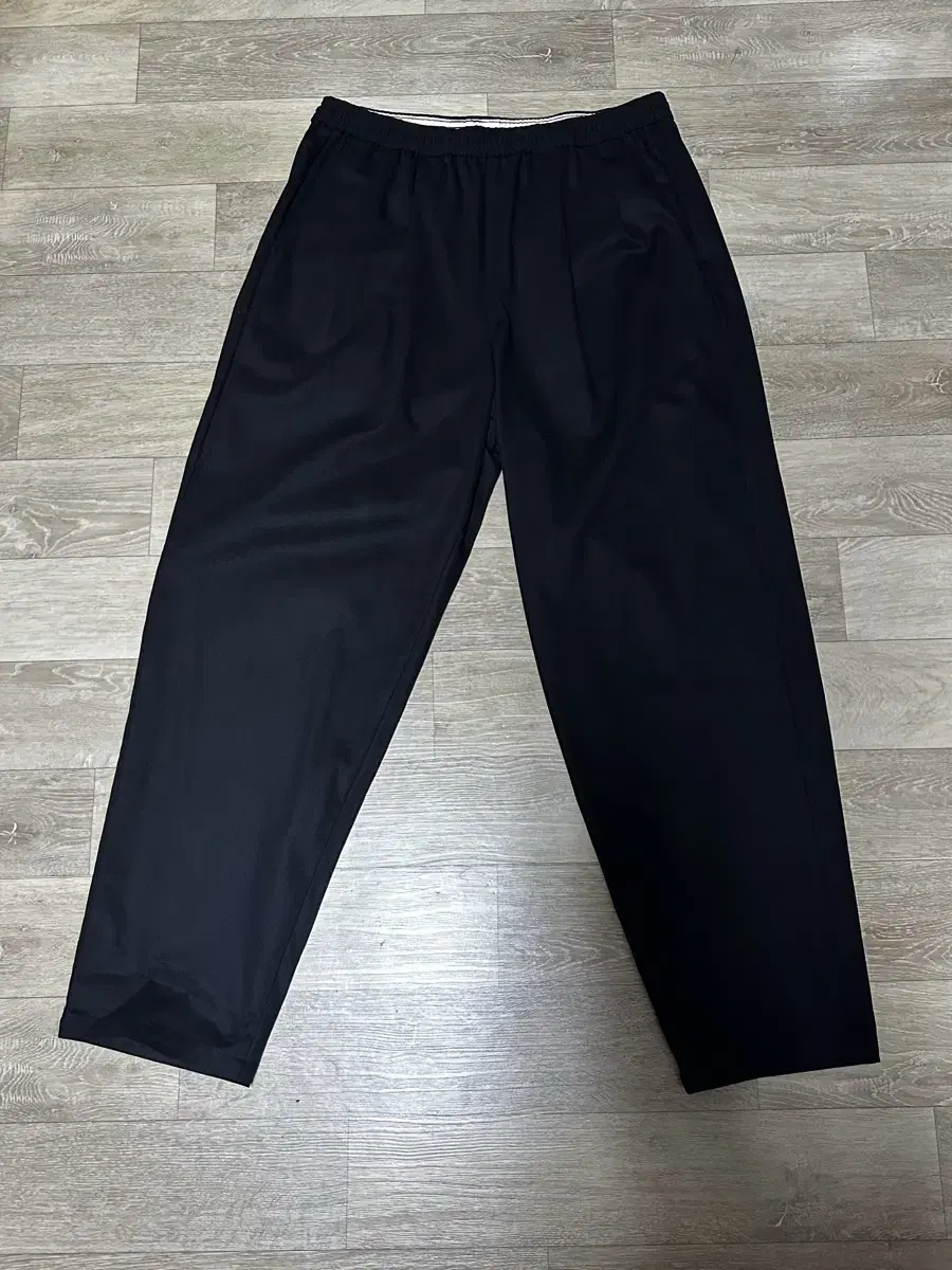 Fresh Service E.JI Chino Pants