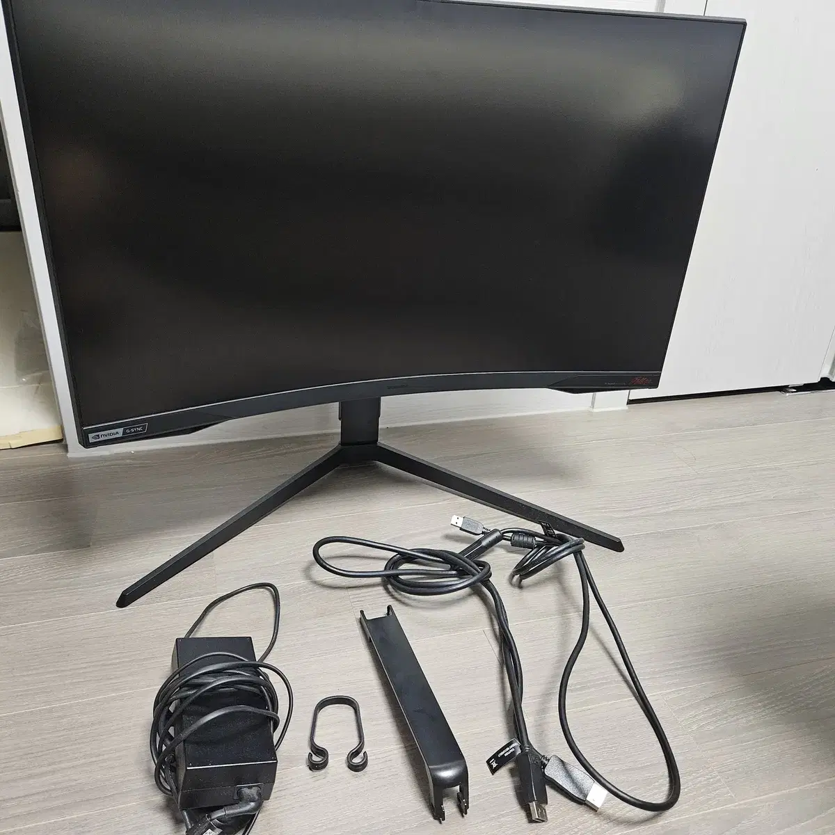 삼성 오디세이G7 27인치 커브드 QHD 240Hz 모니터_C27G77T