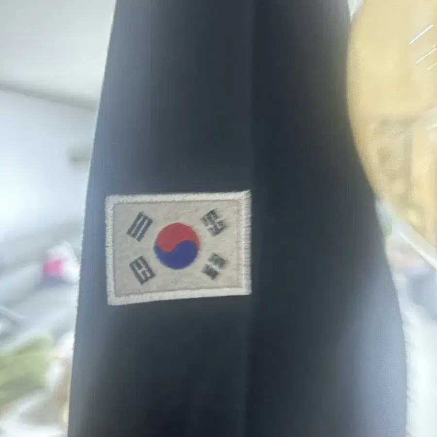 허그본 머슬핏 긴팔