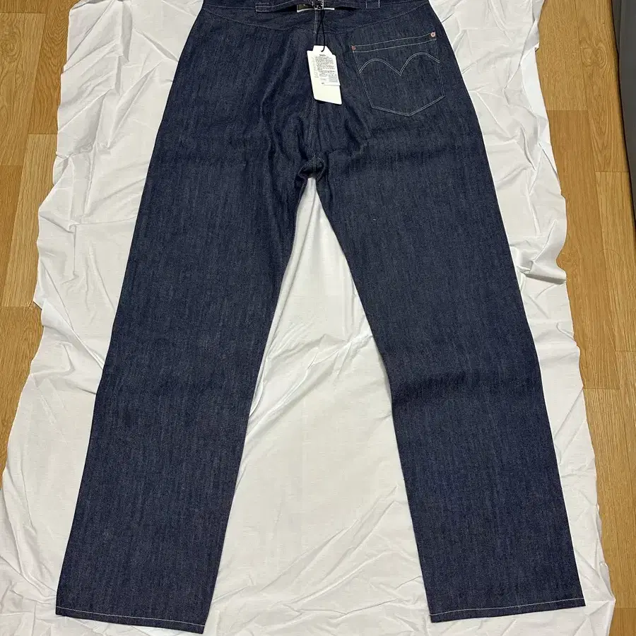 Levis LVC 9rivet rigid W36L34