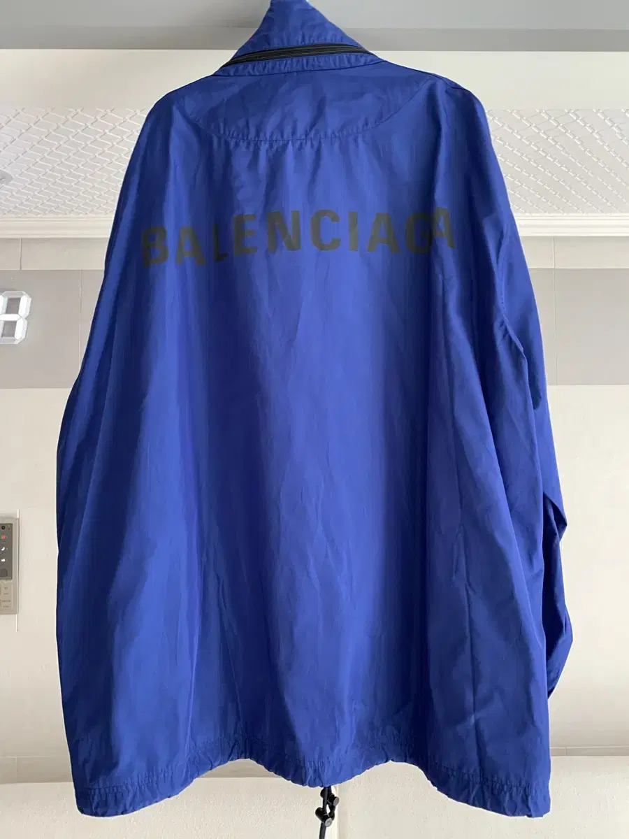 Balenciaga Back Logo bloo Windbreaker Jacket 48(105)