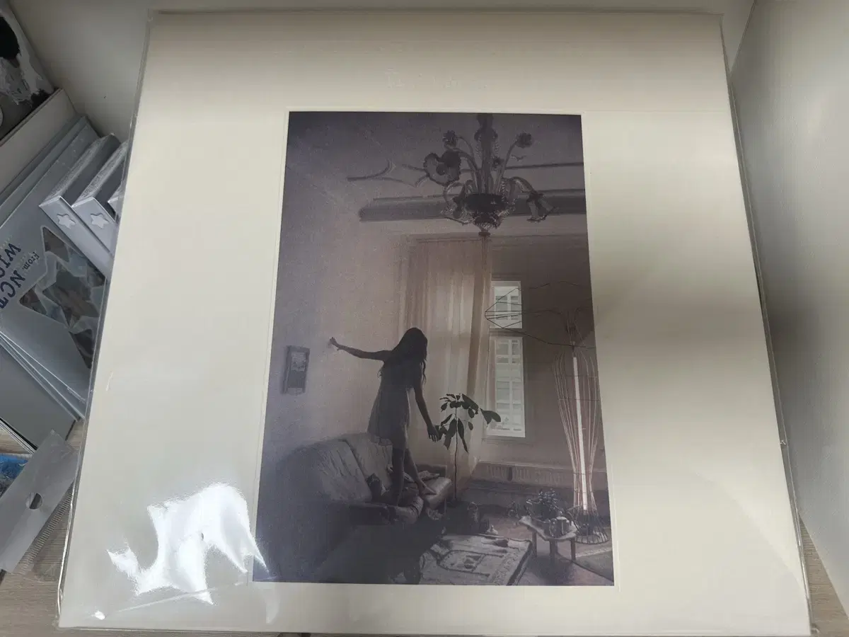 Baek Yerin 1st LP Black Vahn