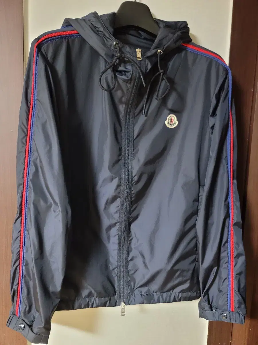 Moncler Hatab Windbreaker size 2