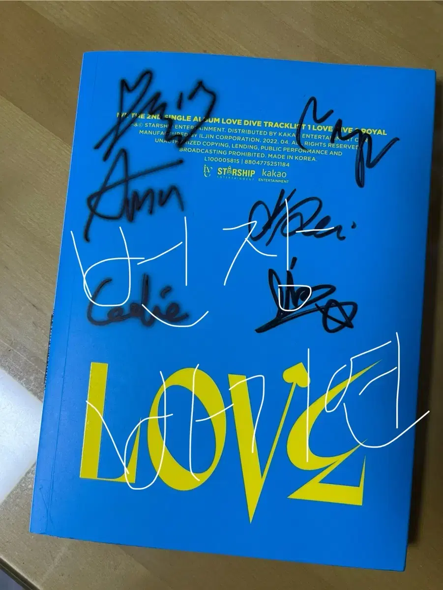 Price Drop)Ive Love Dive Single Album Autographed Signed Non-Sale