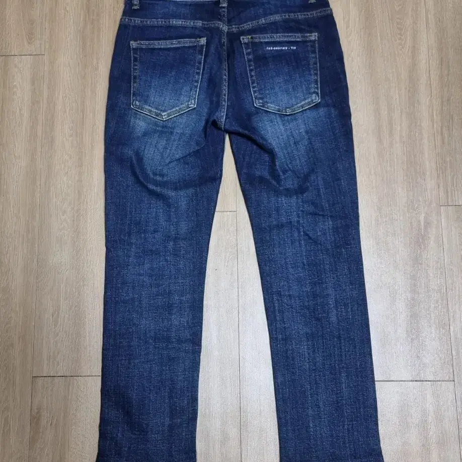 페이탈리즘 quantum slim crop jean 46(29~30)