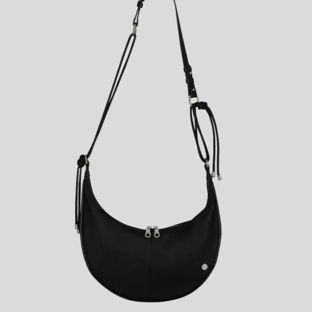 [ ADDOFF / FREE ] HALF MOON BAG BLACK