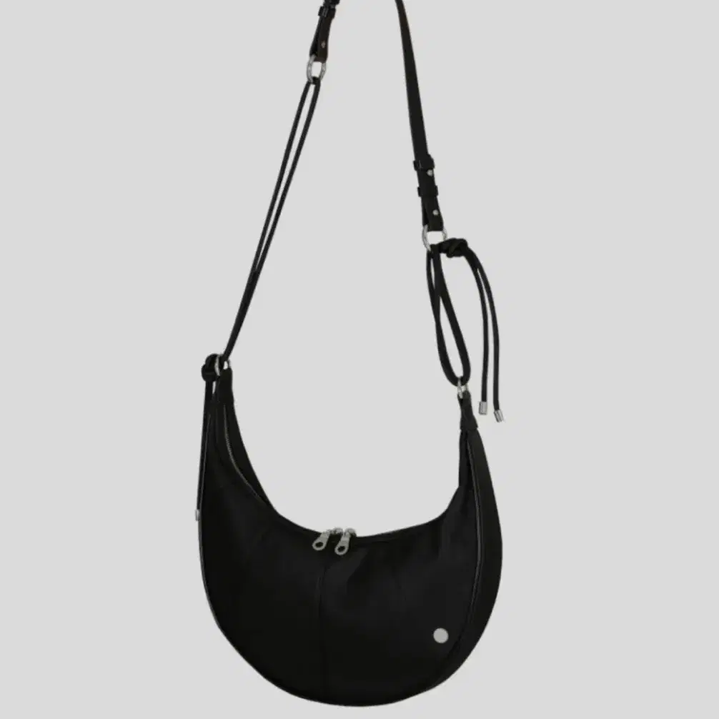 [ ADDOFF / FREE ] HALF MOON BAG BLACK