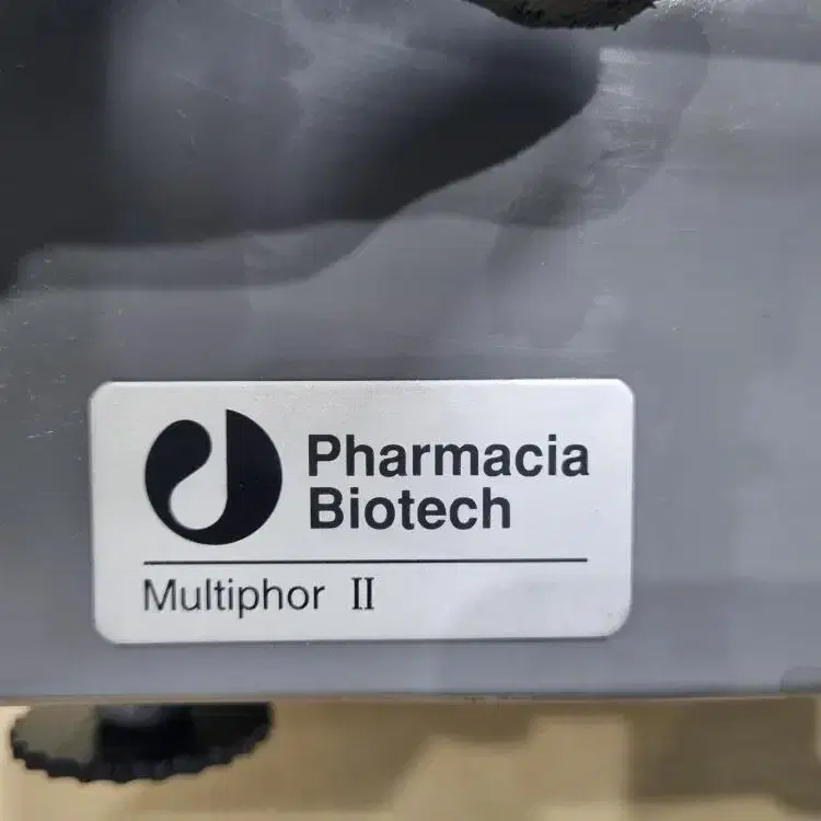 Pharmacia Biotech Multipher 2 전기영동장치