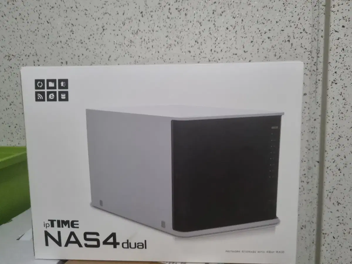 아이피타임 ipTIME NAS4 dual  판매합니다