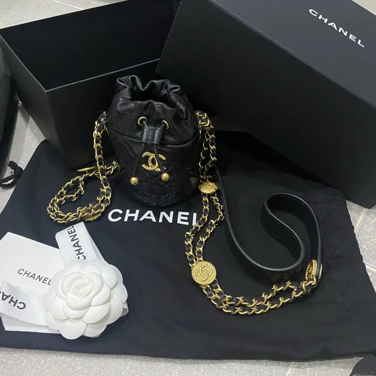 Final Price [Genuine] Chanel Black Mini Chain Bucket Bag AP2859 Ball