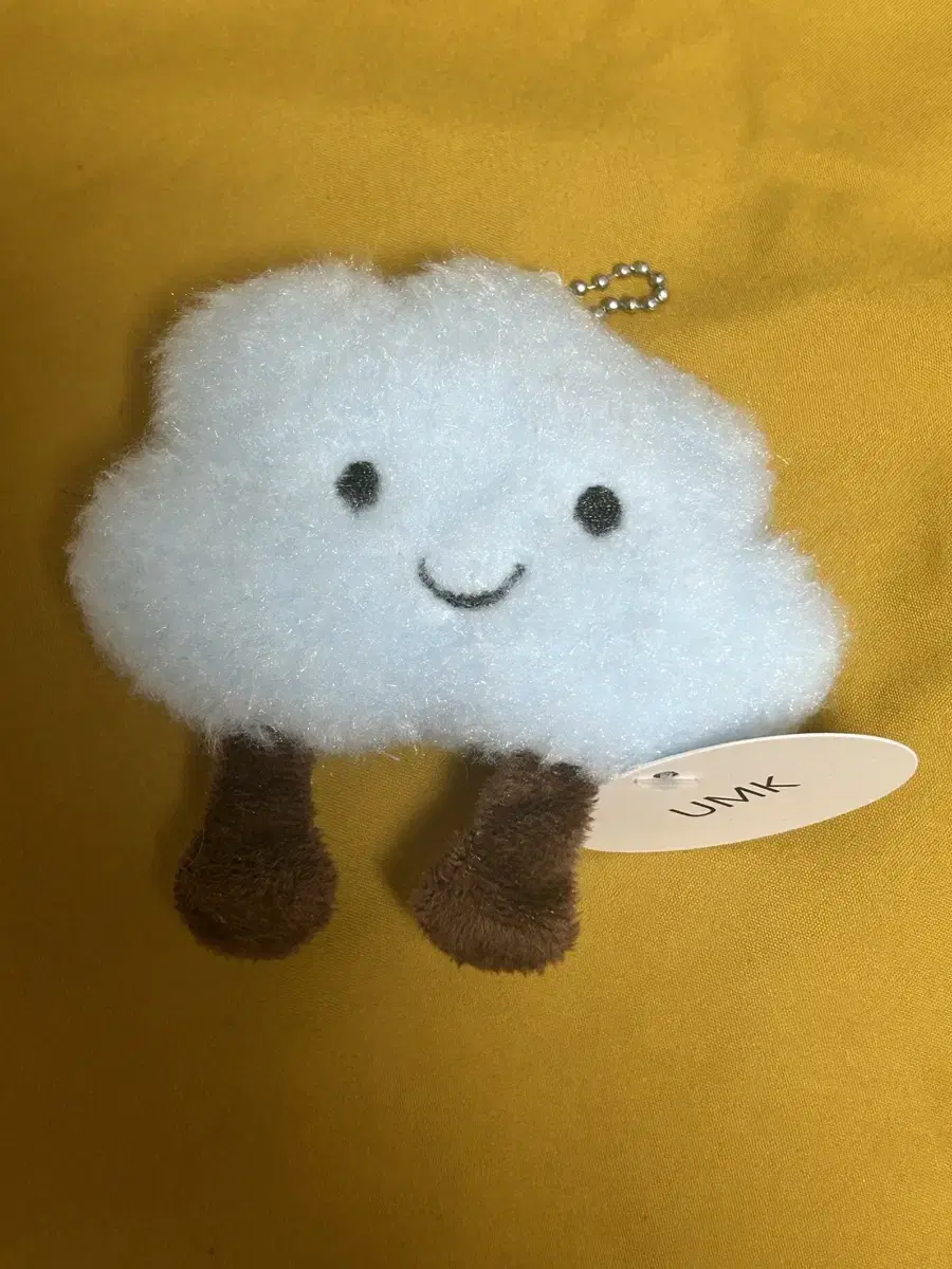 Free - Cloud doll keyring