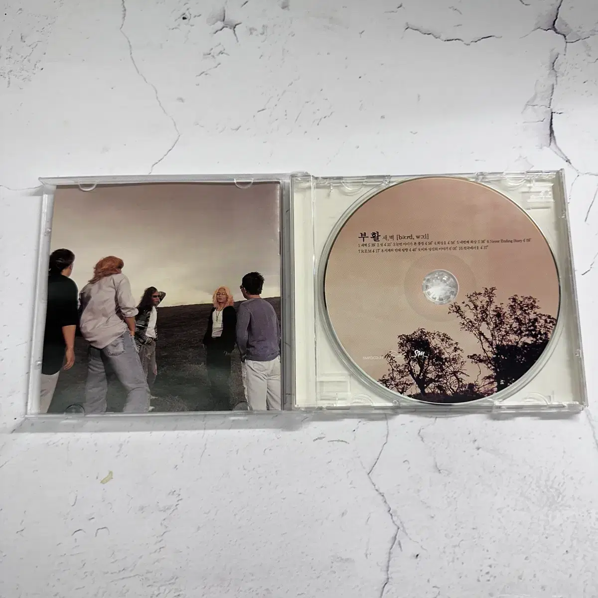 부활cd. 새벽초판 상태 좋음