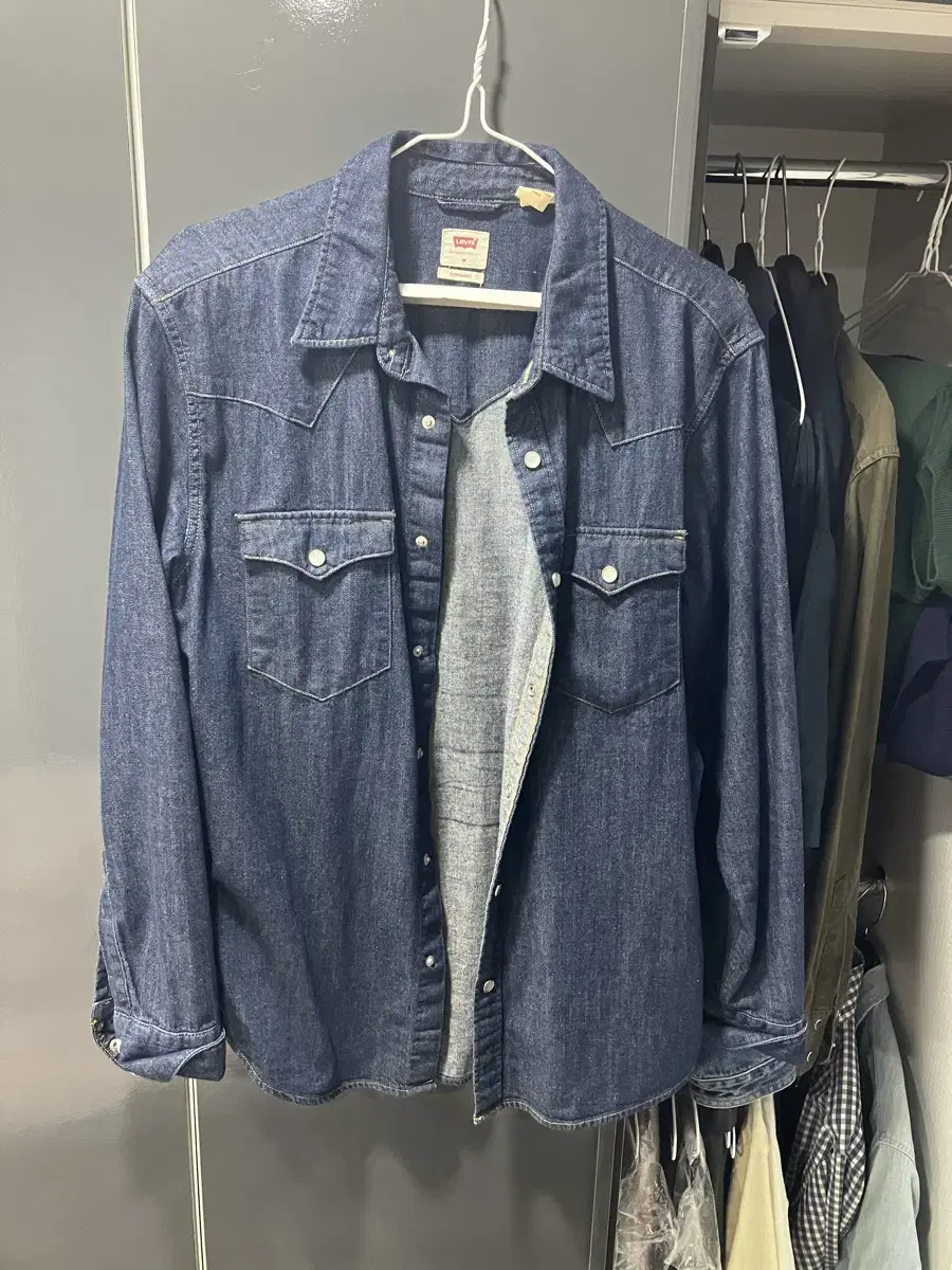 Levi's Western Denim Shirt M